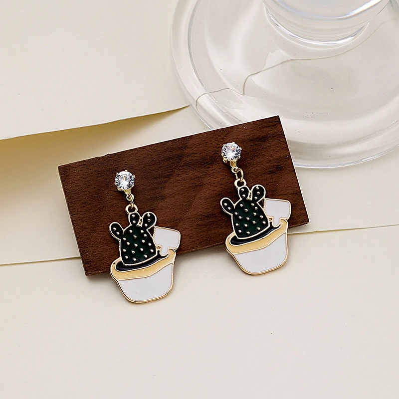 

Fashion Creative Inlaid Zircon Succulent Cactus Plant Shape Pendant Earrings Simple Personality Ladies Jewelry Party Accessories