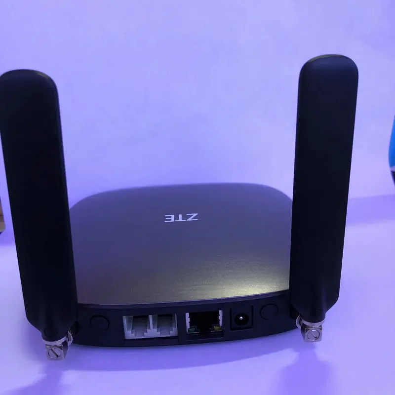 Zte MF275R 4 разблокированными аппарат не привязан к оператору сотовой связи Wi-Fi маршрутизатор Поддержка 4g lte CPE LTE 700/AWS/1900/2600 МГц к оператору сотовой связи HSPA+ 850/1900 МГц