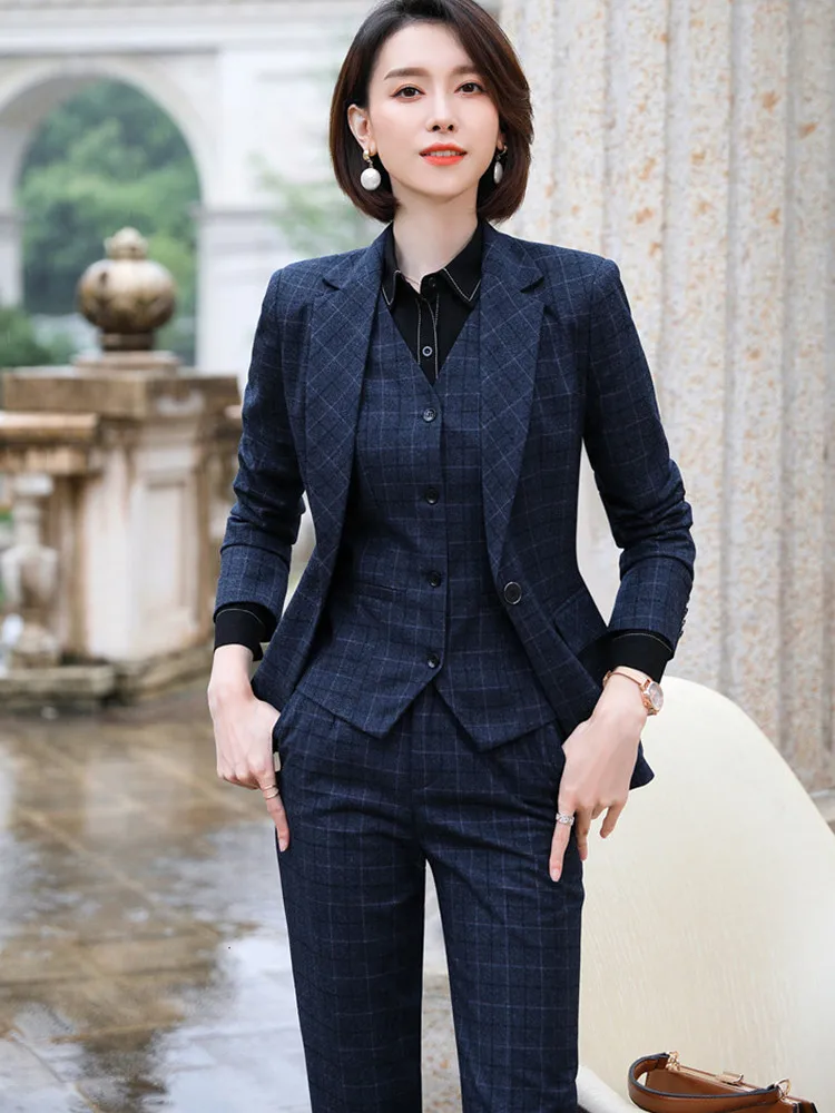 Женский деловой костюм из 3 предметов жилет брюки и Блейзер клетчатая куртка