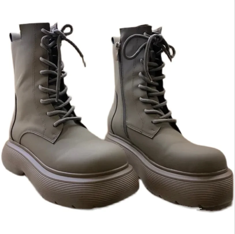 

Женская обувь в стиле панк