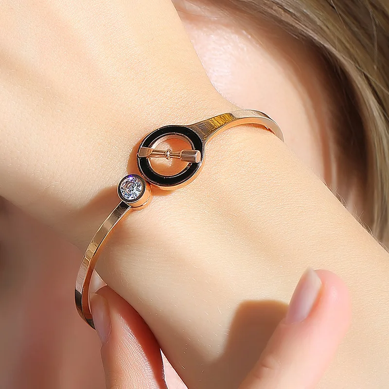 

Luxury female bracelet temperament titanium steel cuff bangle fashion jewelry rose gold bracelets concise wristlet jewel women