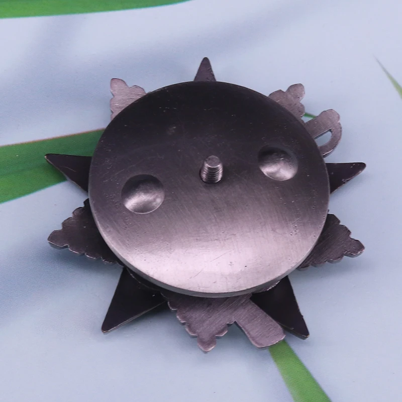 Медаль СССР для российских патриотических войн эмалированная брошь в виде серпа