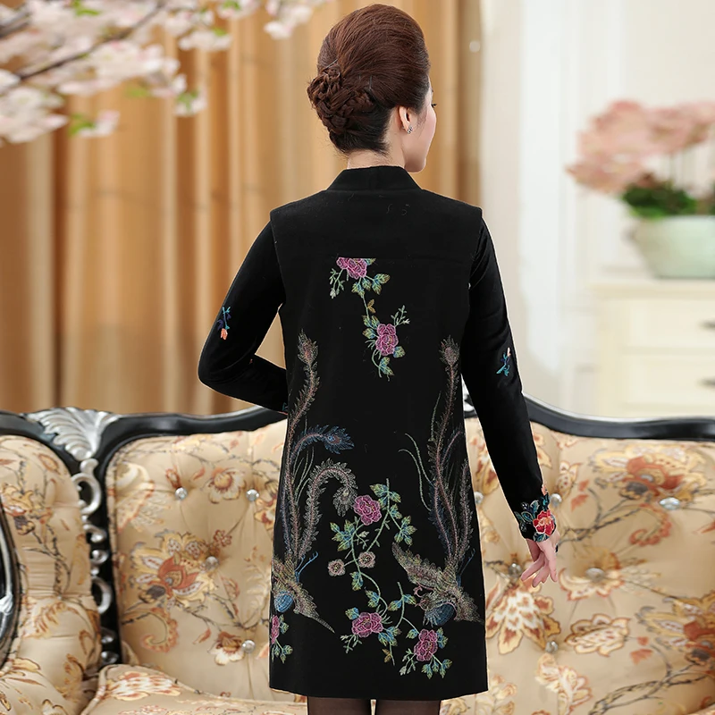 Женское элегантное осенне-зимнее платье для женщин среднего возраста