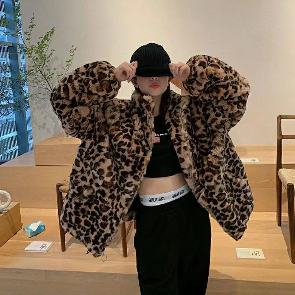 

Fake fur Coats Women Winter Tops Leopard Fashion Fake Fur Coat Thick Warm Outerwear plus size Female Fake Fur Jacket