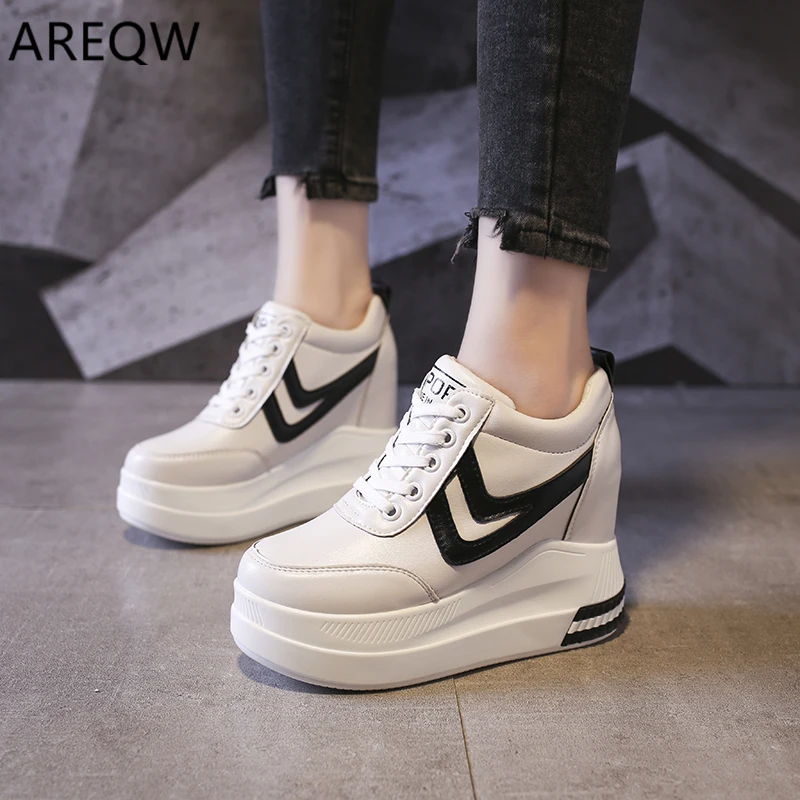 Новинка 2020 года сезон весна осень спортивная обувь женская с дышащей сеткой на