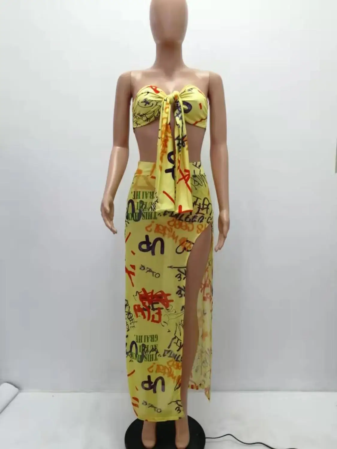 Соблазнительный укороченный Топ без бретелек с буквенным принтом ecoine юбка макси