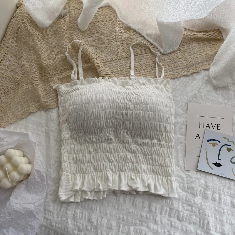 

Небольшой женский жилет на бретельках Nuyoah