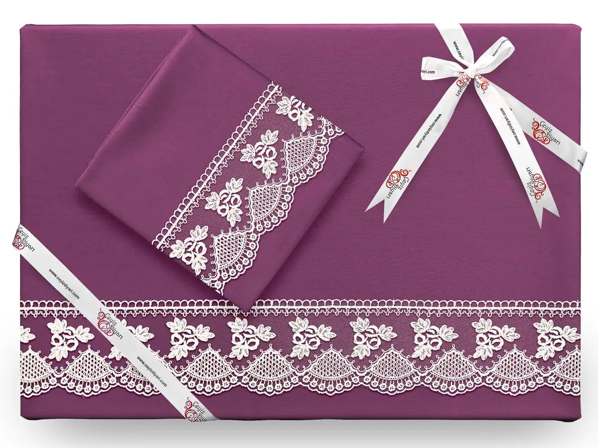 

Unibody Simple French Laced Duvet cover set Damson