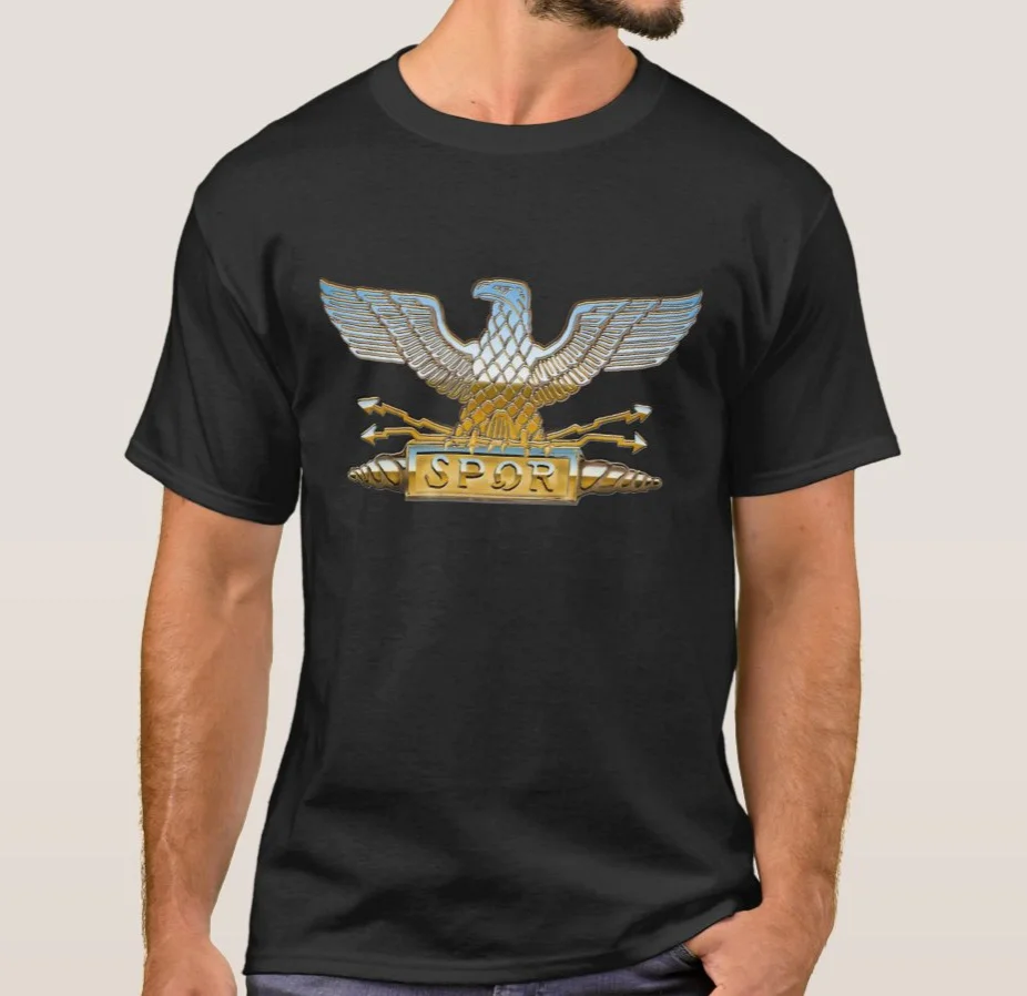 

Футболка с эмблемой римского легиона. Летняя мужская футболка с подвеской