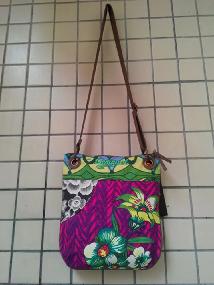 

Wholesale Original Spain .desigual laugiseD Women's handbag hole-out handbag shopping bag with one-shoulder bag 15