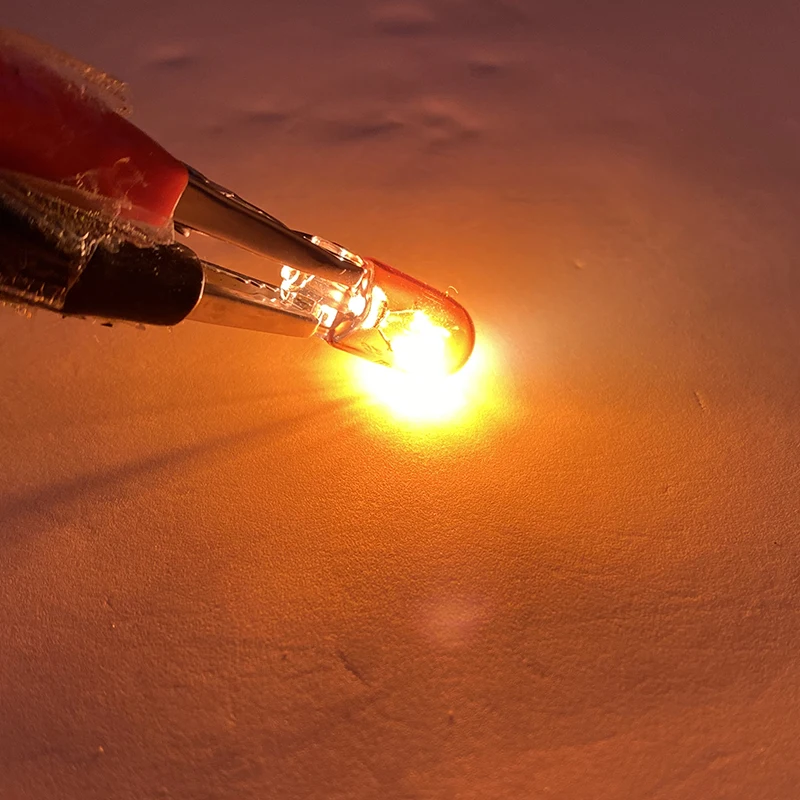 

2 шт. T10 W5W 194 W5W белый янтарь Стекло белый светильник, галоген, ксенон, светильник лампы на 12В 5 Вт замена лампы номерного знака светильник s