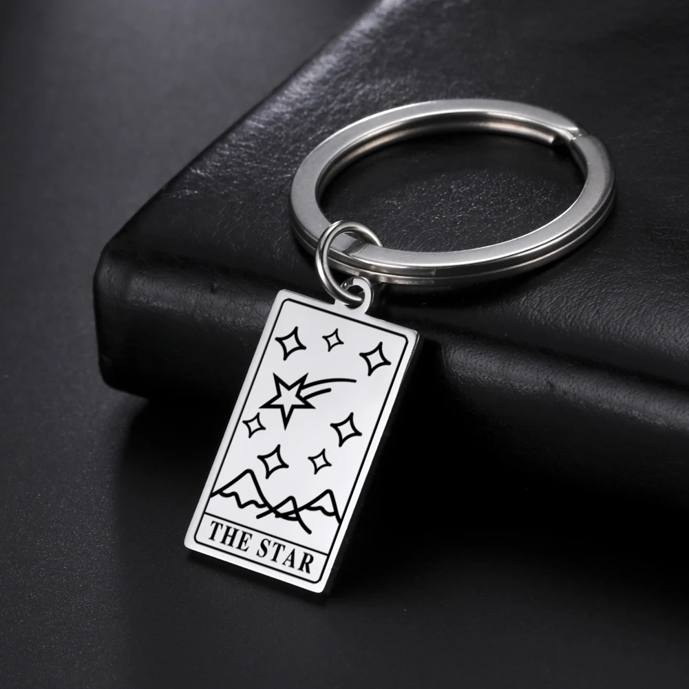 

Skyrim Vintage Tarot Cards Pendant Key Chain for Women Men Good Luck Amulet Esotericism Stainless Steel Keyring Gift for Mother