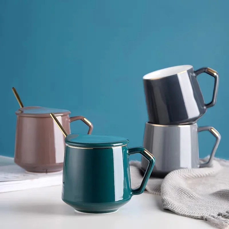 Керамическая кофейная чашка чайная с крышкой и ложкой новая современная