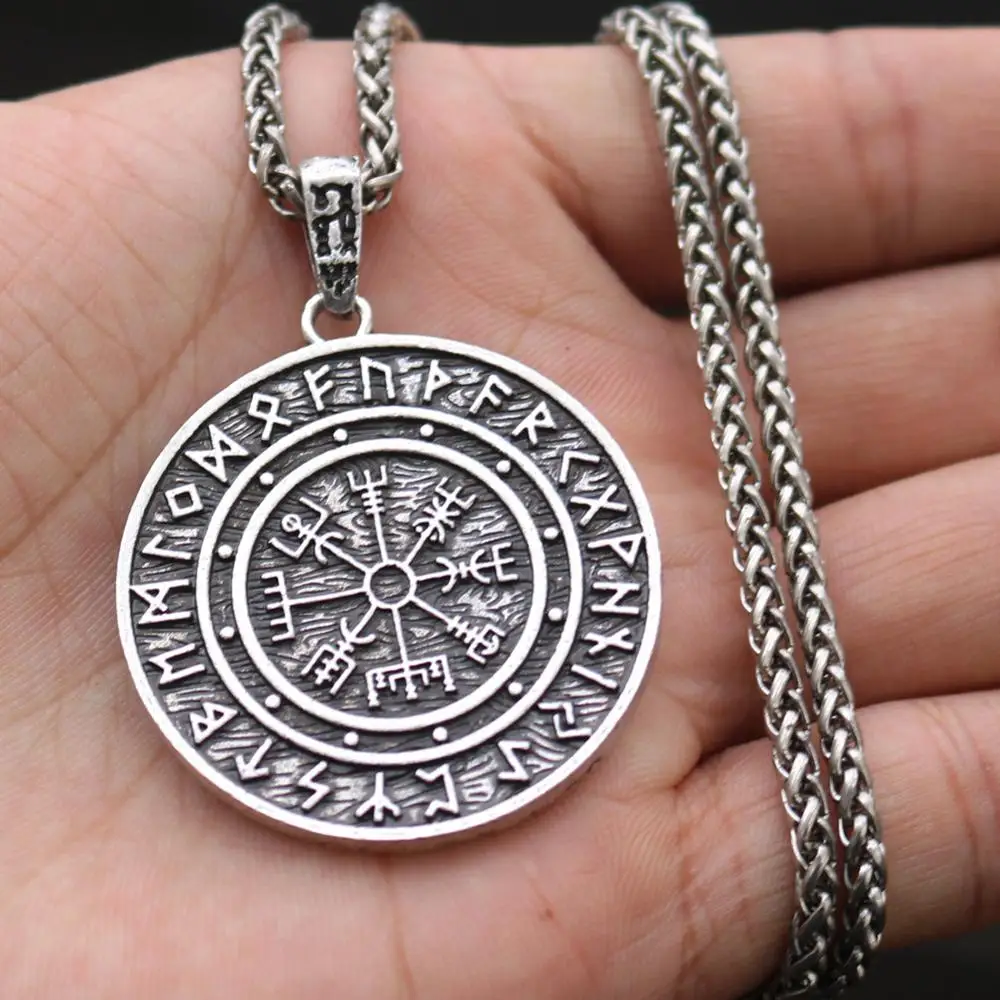 

Viking Compass Pendant Necklace Viking Odin Rune Amulet Pendant Necklace Men and Women Retro Style Viking Jewelry