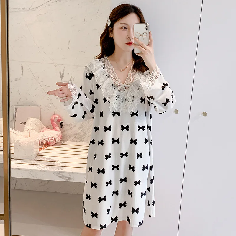 

Sexy Lace Trim Gold Velvet Nightdress V-Neck Bow Printed Velour Women Nightgown Casual Nightwear Homewear Soft Bathrobe