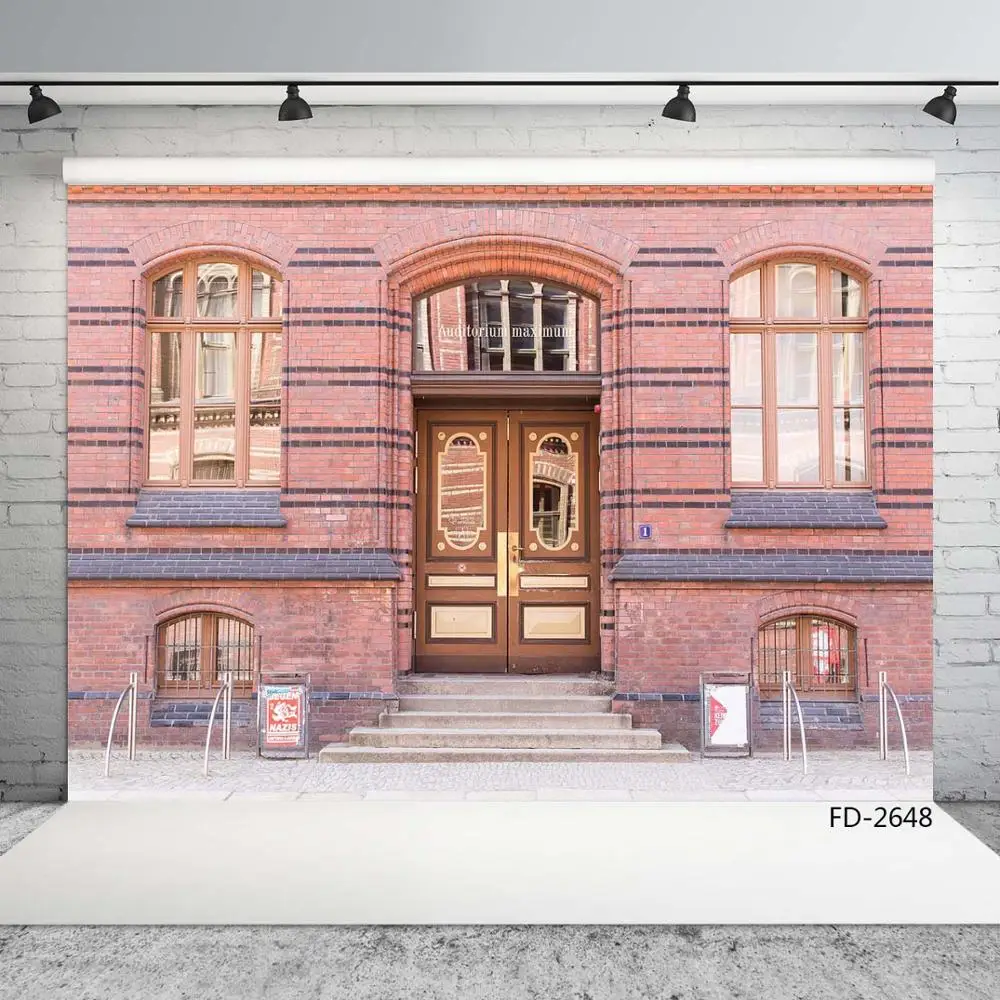 

Red Brick Wall House Vintage Door Scenery Photography Background Baby Young Portrait Photographic Backdrops For Photo Studio