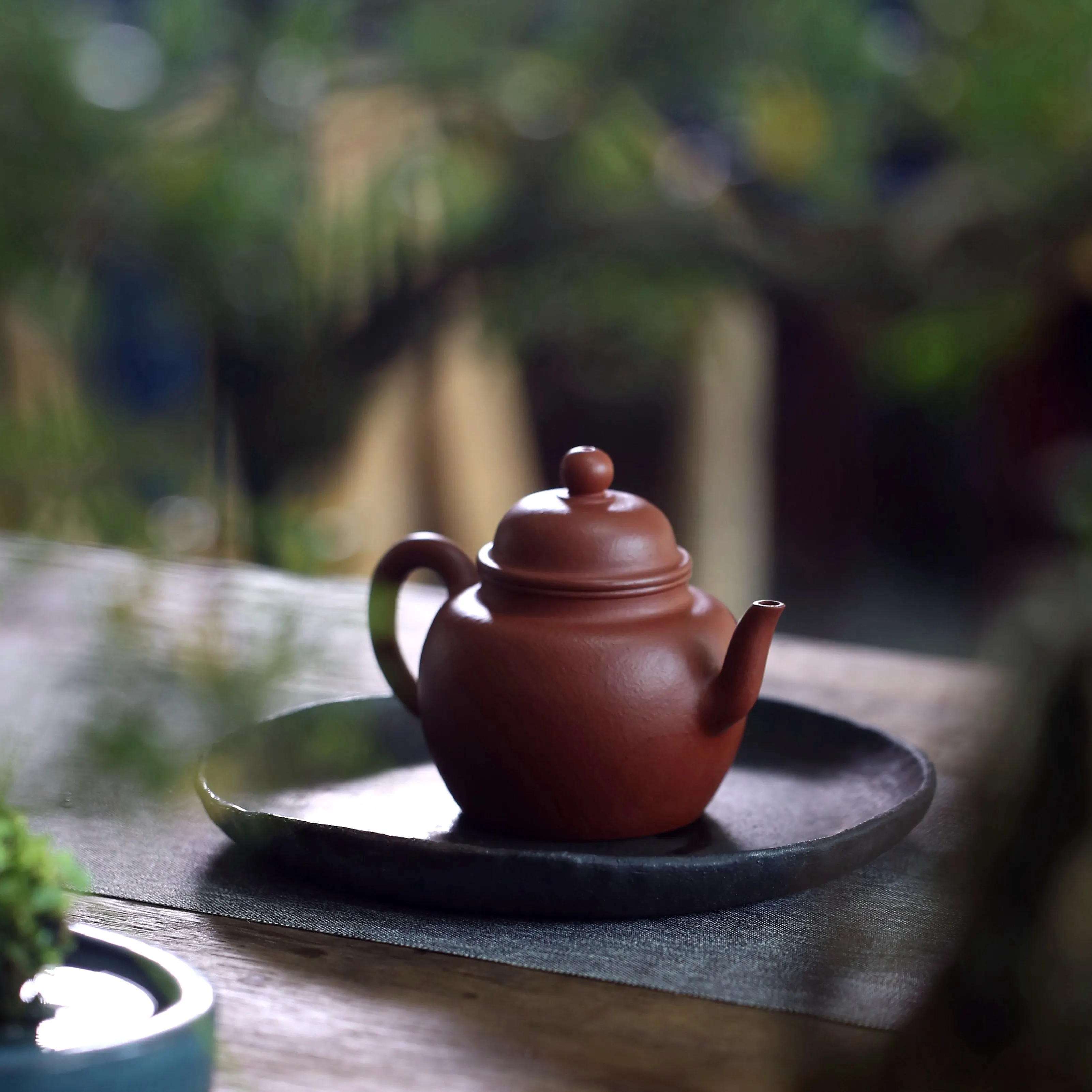 

|Yishuitang Yixing raw ore purple clay teapot pure handmade small coal kiln zhunigong lamp pot with a height of 190ml