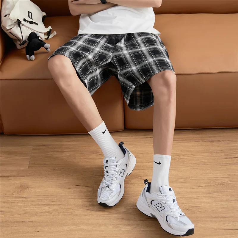 

Новинка 2021, клетчатые пятиконечные брюки, мужские летние тонкие свободные повседневные шорты большого размера