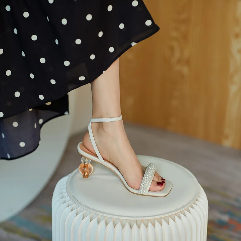 

2021 New Luxury Pearl Sandals Andromeda Style with Stiletto Heels Womens Sandalias De Verano Para Mujer Square Toe Heels Sandals