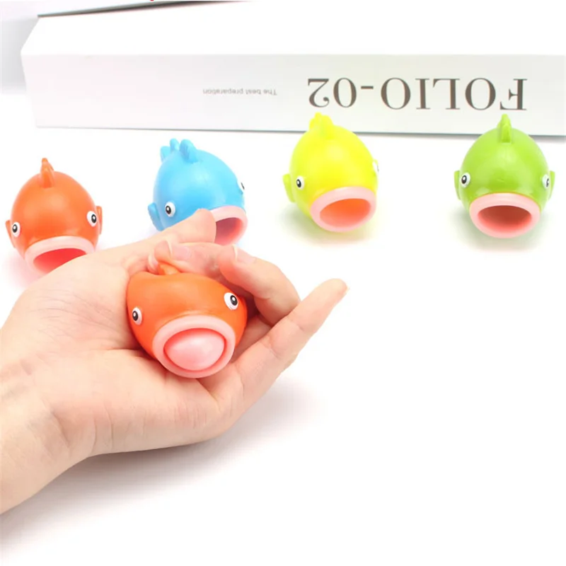 Странный мультяшный язык маленькая рыба кукла игрушка креативная сжимаемая