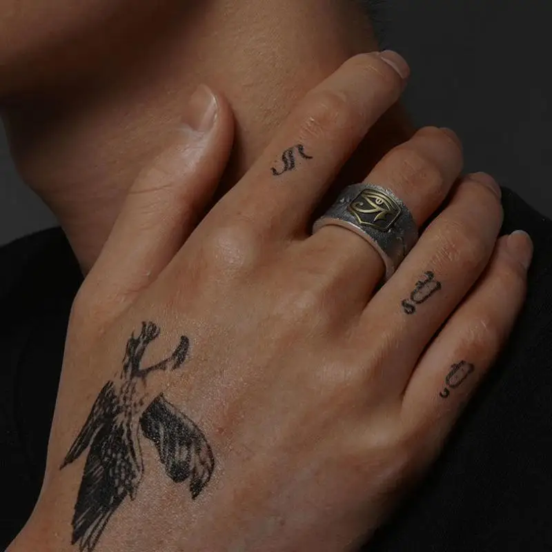 Винтажное кольцо с символом Ора в стиле древней египетской мифологии для