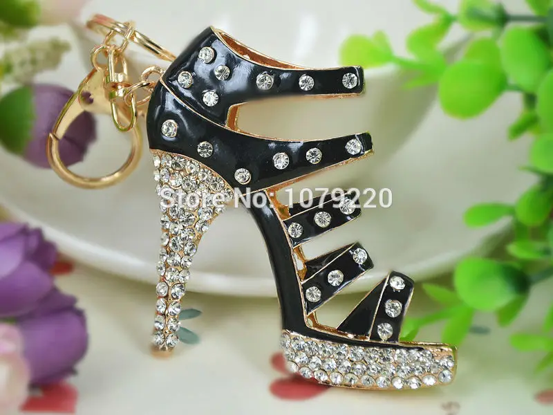 Черная обувь на высоком каблуке с кольцами автомобильные брелки модные ювелирные украшения женская сумка