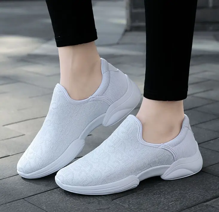 Женские дышащие кроссовки на платформе мягкие повседневные спортивные туфли