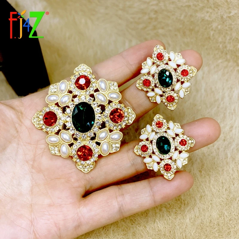 

F.J4Z New Trend Luxury Brooches Pins for Women Gorgeous Stone Rhinestone Simulated Pearl Statement Earrings Lady Gifts Dropship