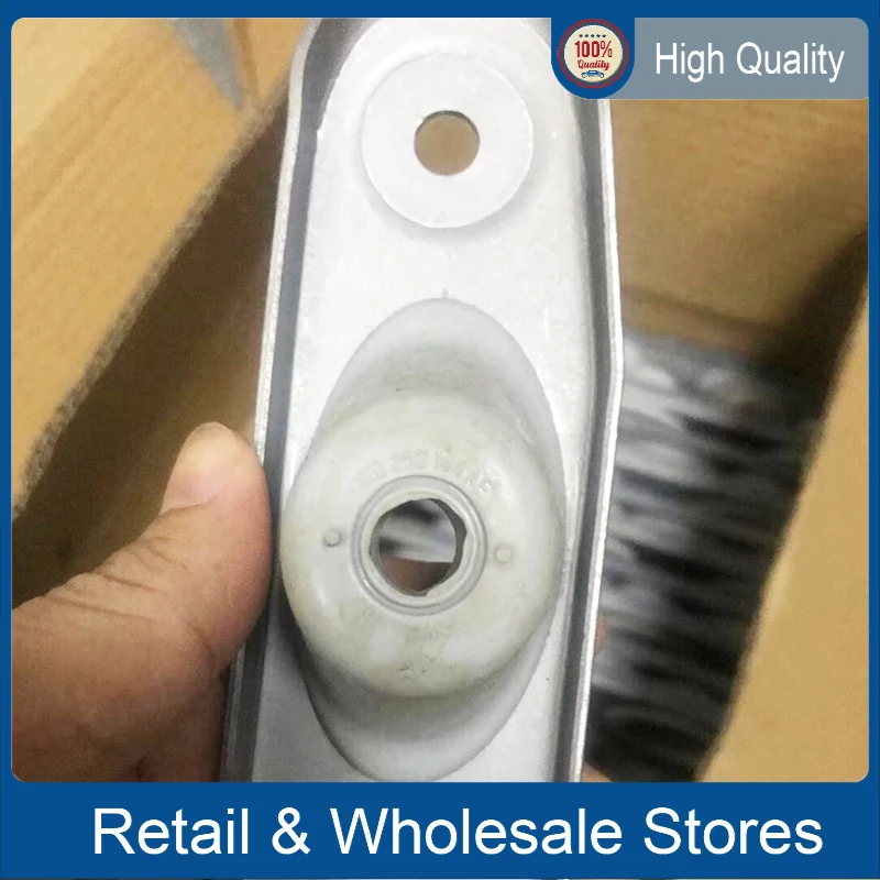 

1Pcs 1K0253144AE Downpipe Hanger Metal Fits for VW Golf R32 GT I