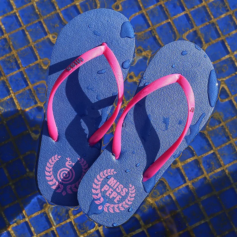 

women slippers summer flip flops antiskid flat bottom students simply slippers fashion cool female shoes new style hotsales