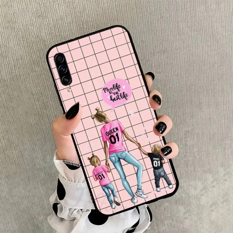 

girl Queen Mom baby pink grid Phone Case For Samsung galaxy S 21 20 10 8 A 51 71 50 21s 70 40 20 20e note 10 plus Ultra 5g fe