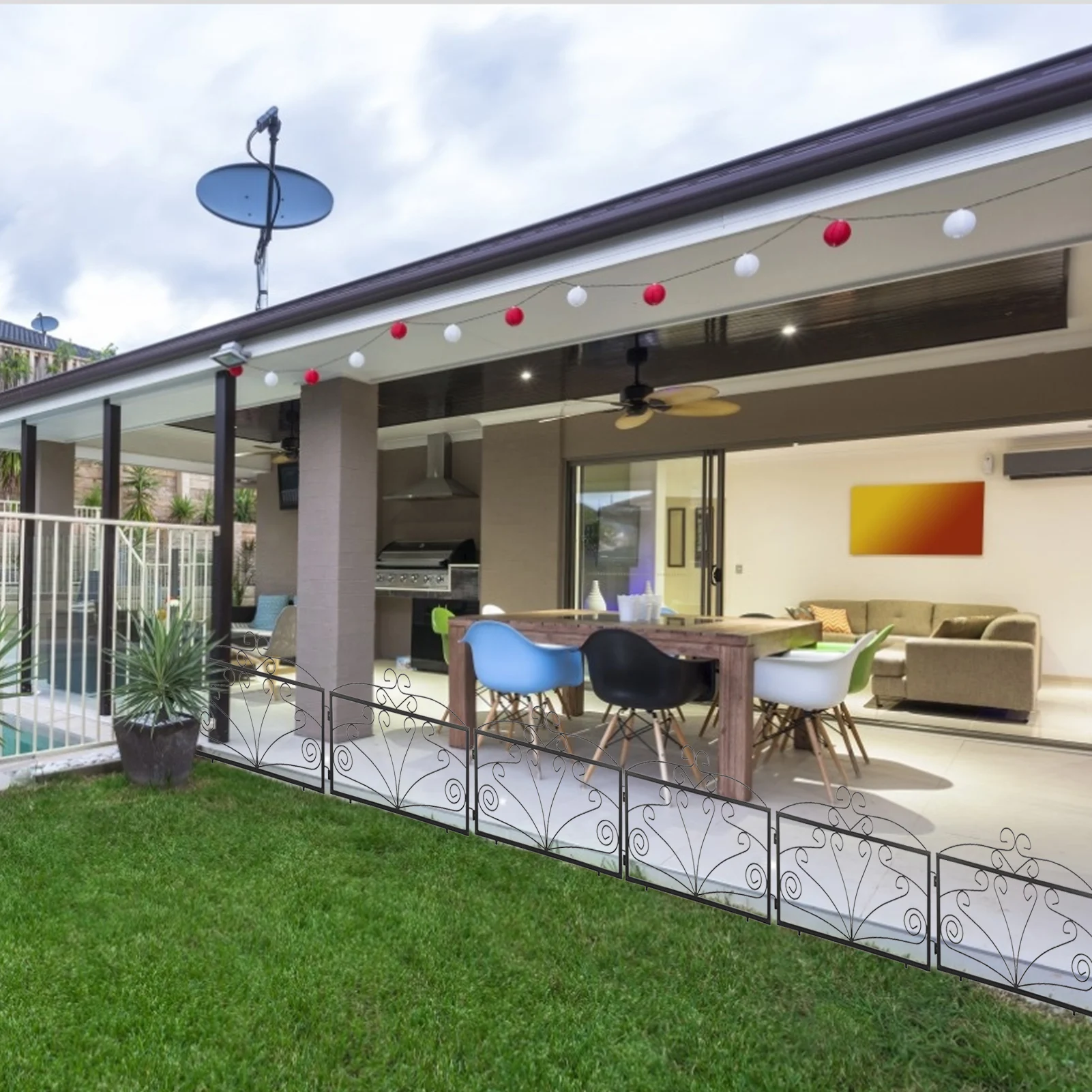 

4pcs Garden Decorative Fence Coated Wrought Iron Fences Metal Fencing Panels Courtyard Fencing For Home Outdoor Decoration