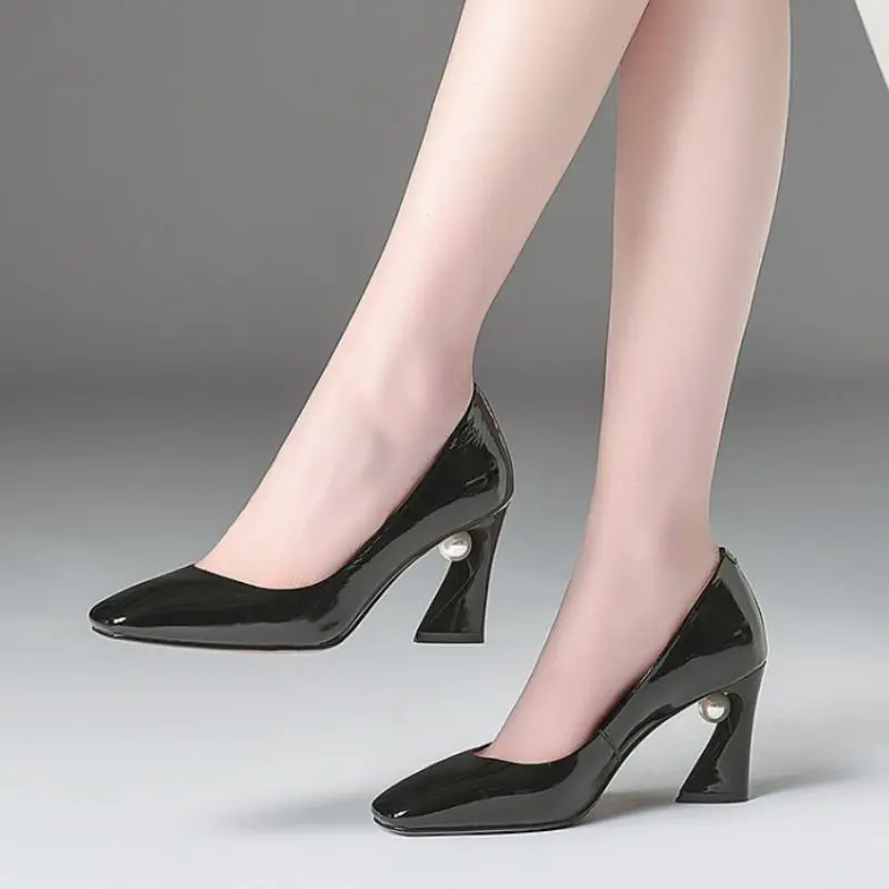 

Taoffen 2020 Genuine Leather Plus Size 33-43 Women Pumps Bead Strange Heels Party Wedding Shoes Women Square Toe Sexy Pumps