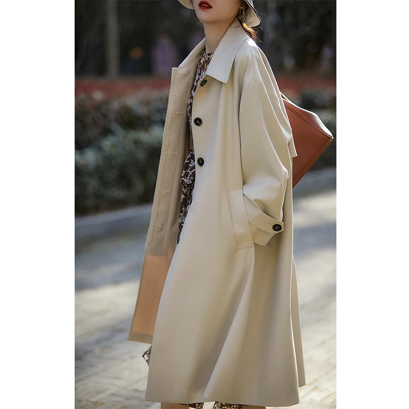 

Женская Блестящая куртка средней длины в британском стиле