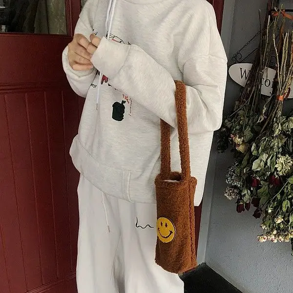 Сумка на плечо Женская со смайликом модная мягкая плюшевая Портативная