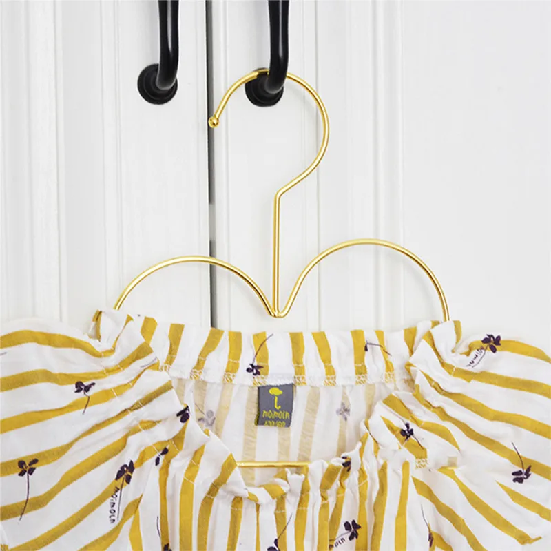 Вешалки для одежды малышей детские Нескользящие металлические золотые вешалки в