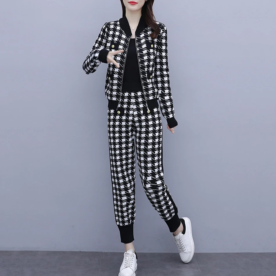 

High Quality Women'S Spring 2021 Plaid Casual Sportswear 2 Two-Piece Set Sexy Zipper Cardigan Jacket And Pants Loose Knit Set