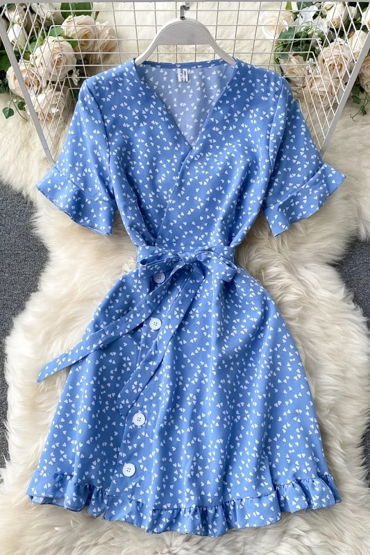 

Small Dress 2020 New Summer Sweet Love Print Trumpet Sleeve Lace Up Waist Short First Love Skirt