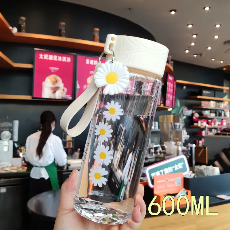 Маленькие пластиковые бутылки для воды с маргаритками без БФА креативная
