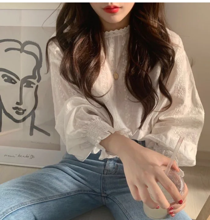 2021 korean elegant floral print women blouse Vintage lantern sleeves lace white sweet ladies shirts Casual femme tops modis
