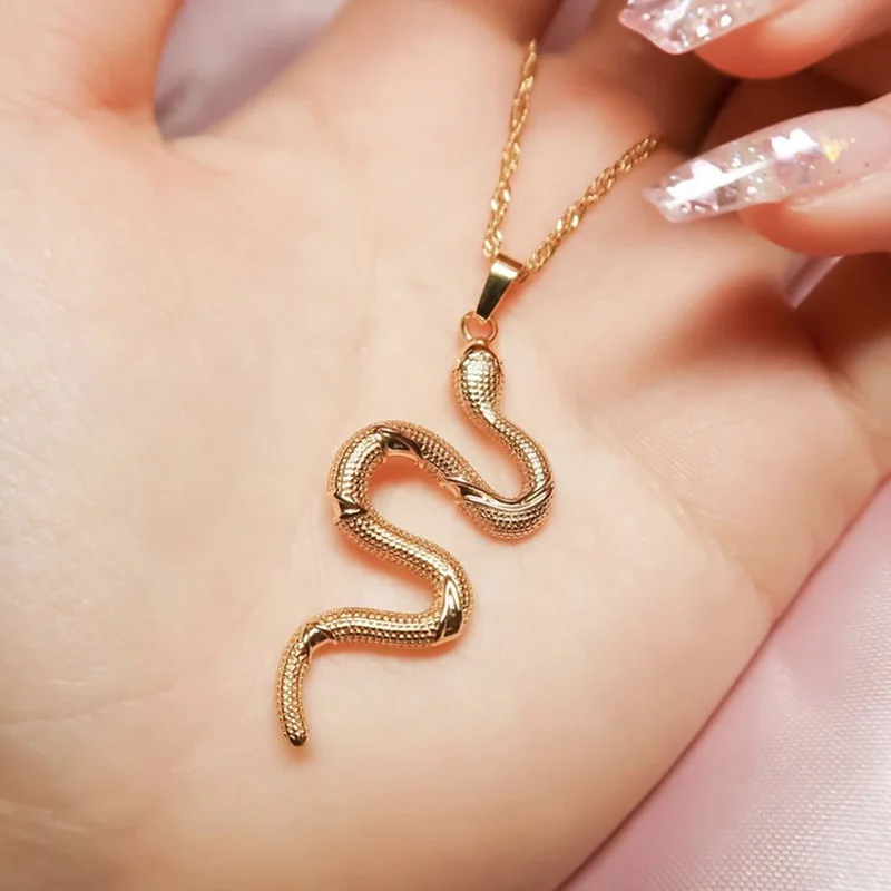 

Stainless Steel Cute Snake Necklace Fashion Serpent Pendant Necklace Women Glamour gift Gold Color Punk Snake Pendant Necklace