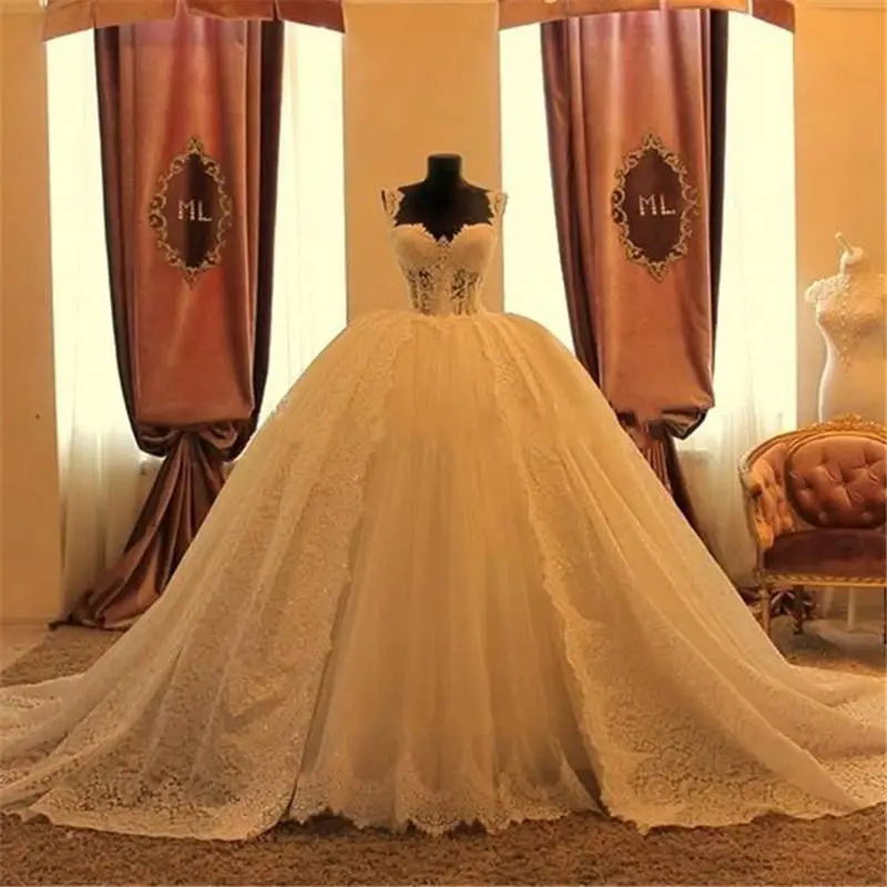 

Arabic Lace Ball Gown Wedding Dresses Vintage Sweetheart Overskirt Tulle Applique Long Bridal Gown robe soiree dubai