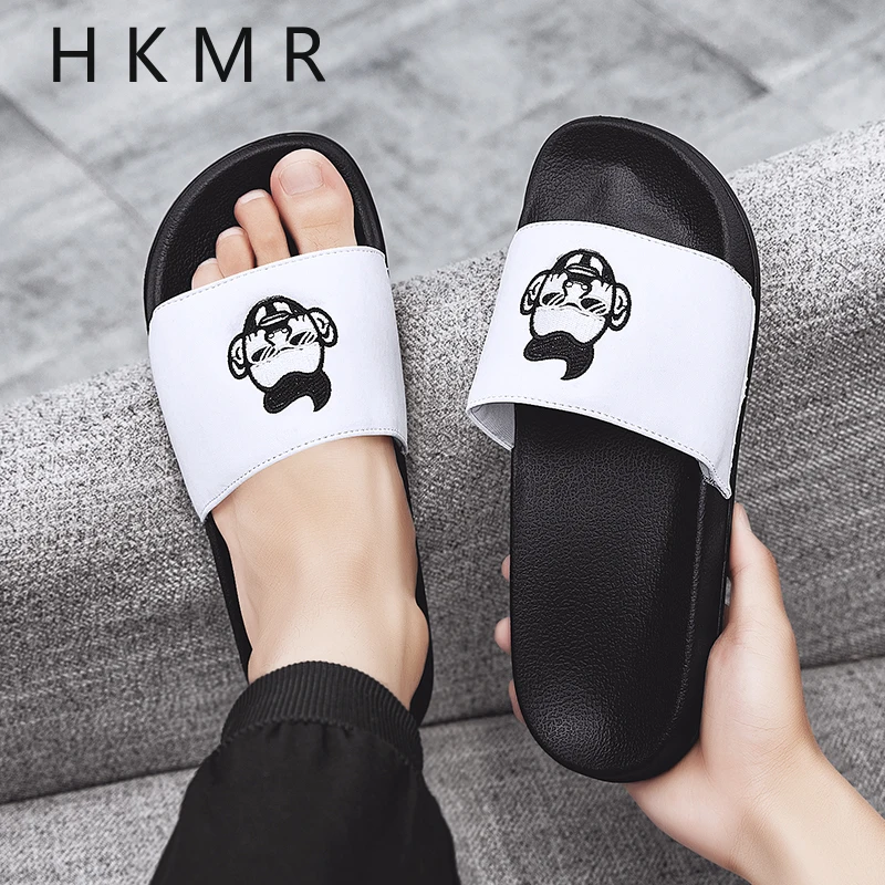

2021 Men's Fashion Slippers Summer Breathable Casual Beach Shoes Men's Indoor Bathroom Antiskid Slippers Comfortable Flat Shoes