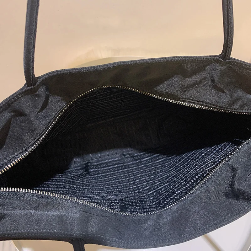 

2021Summer New Trend Single Luxury Designer Handbag PU Ladies Bag Shoulder Bag Solid Color Buckle Messenger Bag Small Square Ba