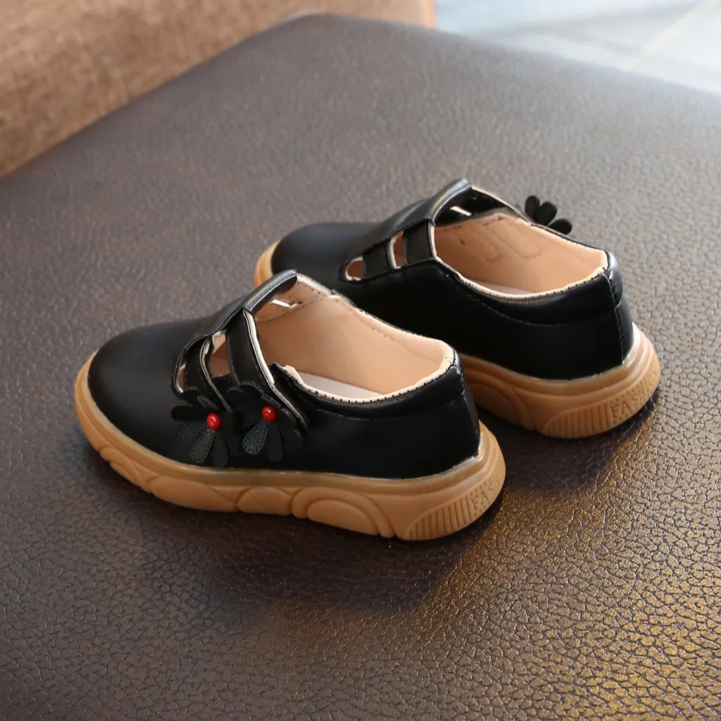 2021 модные сандалии для девочек милая вечерние чная Мягкая Повседневная обувь с