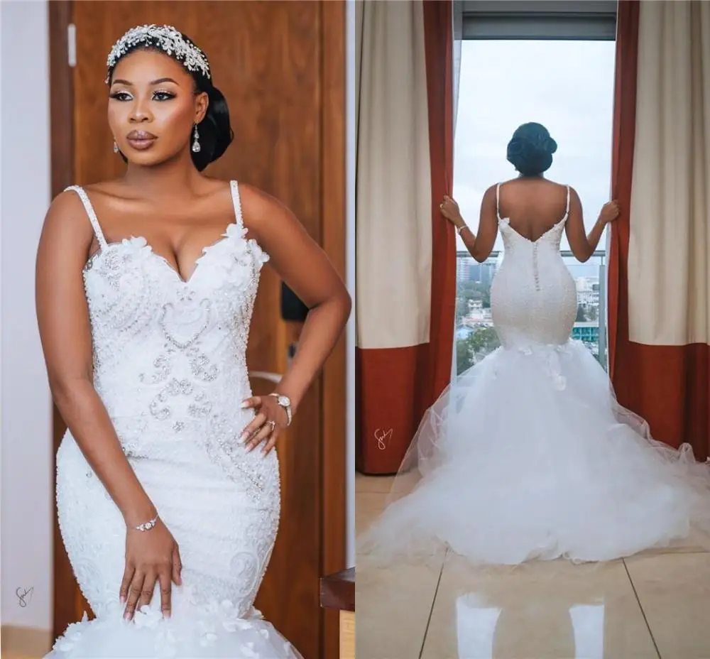 

Luxury Spaghetti Mermaid Wedding Dresses Full Lace Applique Open Back PLus Size African Chapel Train Bridal Gowns