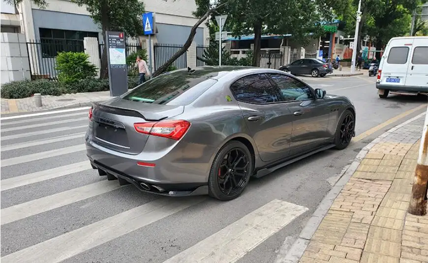 Передний бампер для губ из углеродного волокна боковая юбка тела фонарь Maserati