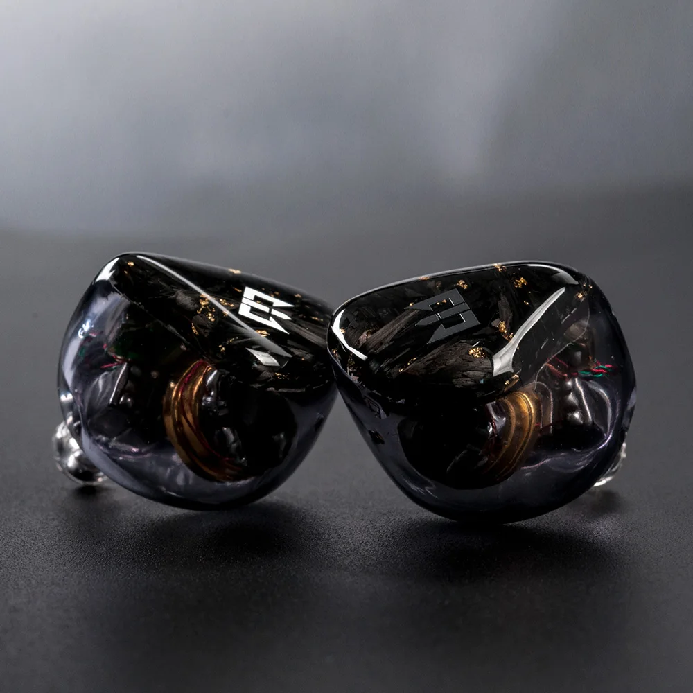 TRI Starlight 4 электростатических блока управления + 2 сбалансированных арматурных