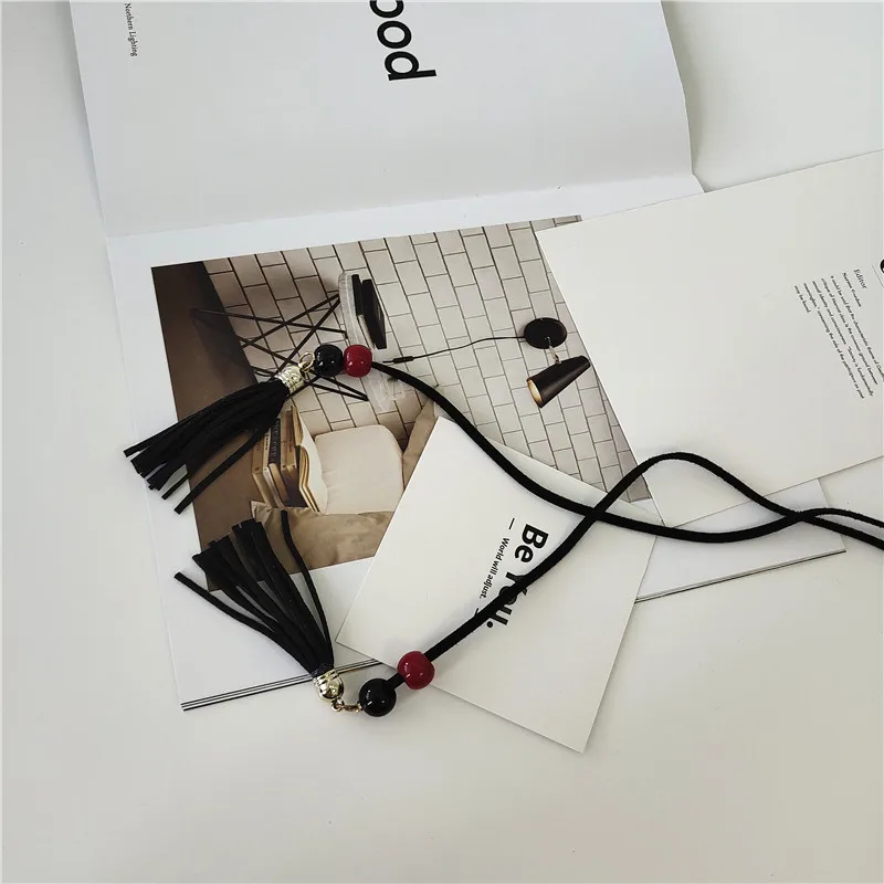 

Women's Simple and Versatile Slender Belt PU Leather Knotted Fabric Decoration with Skirt Pearl