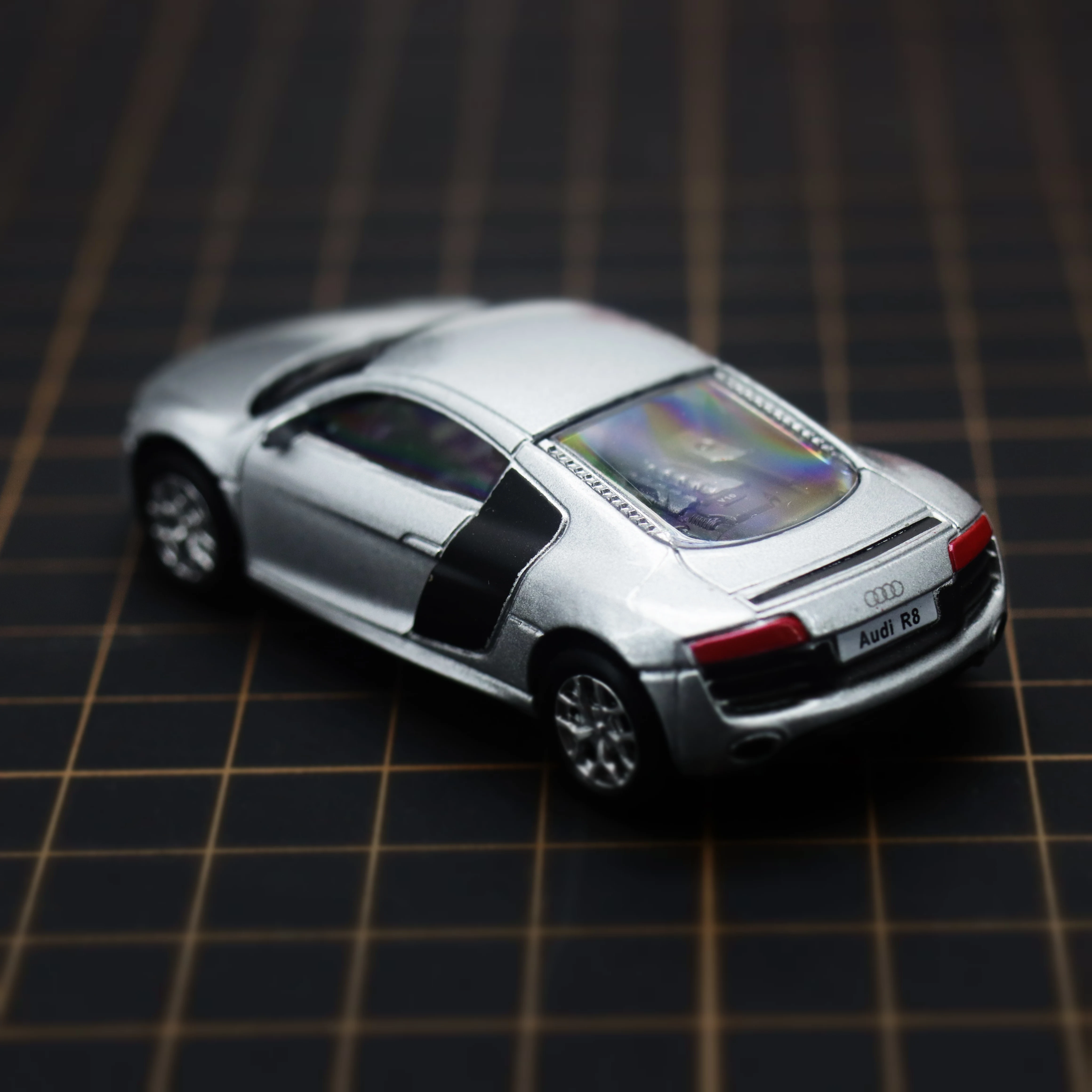 Литой Сплав игрушечный автомобиль R8 1/64 подвижный|Наземный транспорт| |